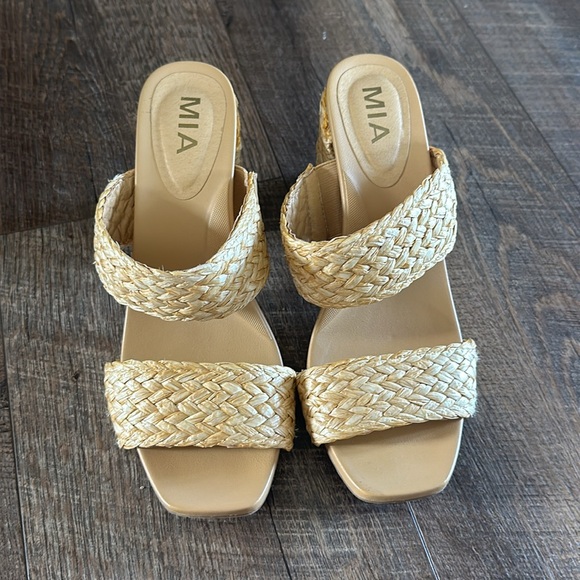 MIA chunky sandals with heels - Picture 4 of 7